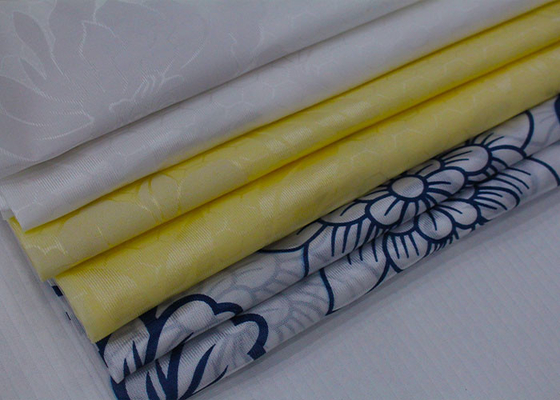 Teste padrão de flores baixo branco por atacado que imprime a tela do pongee do poliéster de tricô para o protetor do colchão